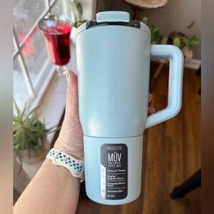 ♥️💖 BruMate MUV Leakproof Coffee Mug 25 oz Powder Blue NWT Blueberry Milk